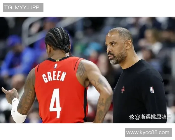 小贾巴里谈乌度卡执教理念强调全力以赴专注比赛提升团队表现 小贾巴里谈乌度卡执教理念强调全力以赴专注比赛提升团队表现