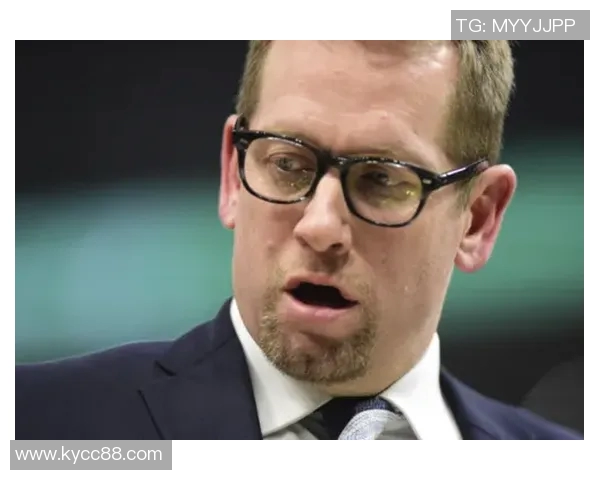 博纳首发表现出色纳斯称赞其防守优于进攻 博纳首发表现出色纳斯称赞其防守优于进攻