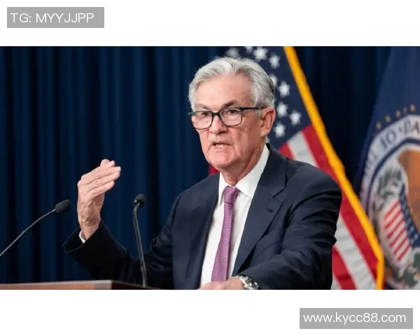 热火新援鲍威尔表现出色半场贡献13分3助攻助力球队火力全开 热火新援鲍威尔表现出色半场贡献13分3助攻助力球队火力全开