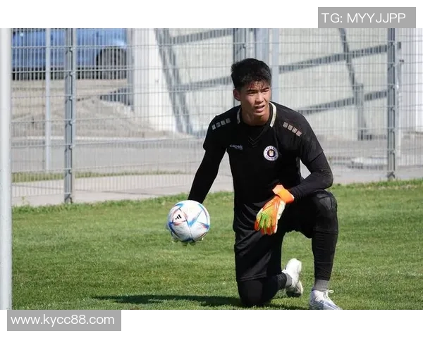 刘邵子洋九月加盟洛杉矶FC二队未能出场季后赛梦碎