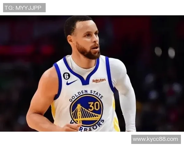 勇士半场领先爵士库里复出表现亮眼穆迪乔治助力球队争胜